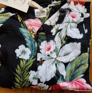 NWT Urban Renewal  Vintage Tropical Shirt
